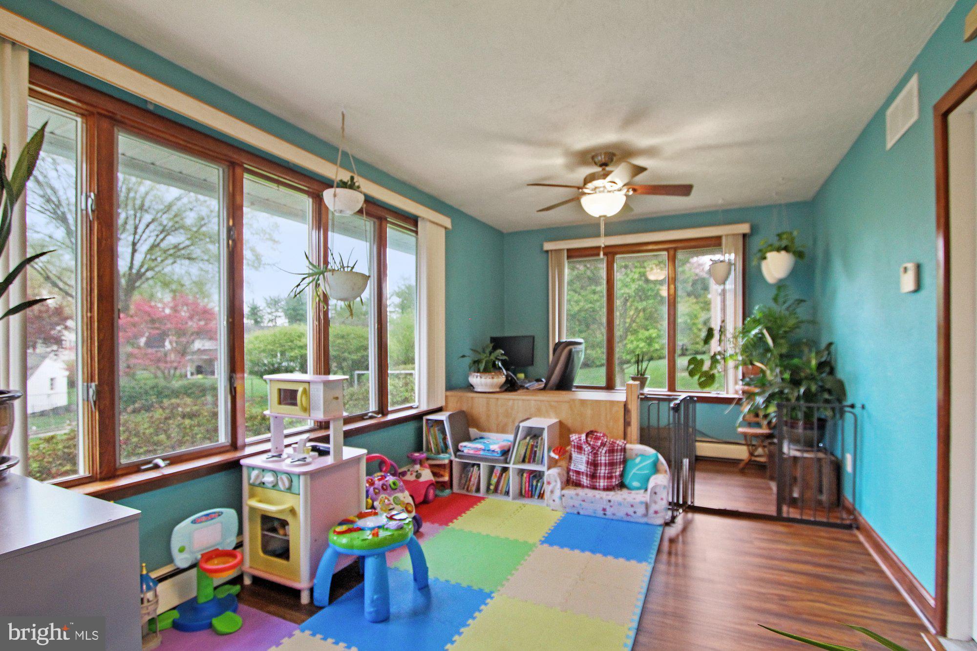 4063 Old Orchard Road York, PA 17402 - Photo 12 of 28 Gallery Image 12