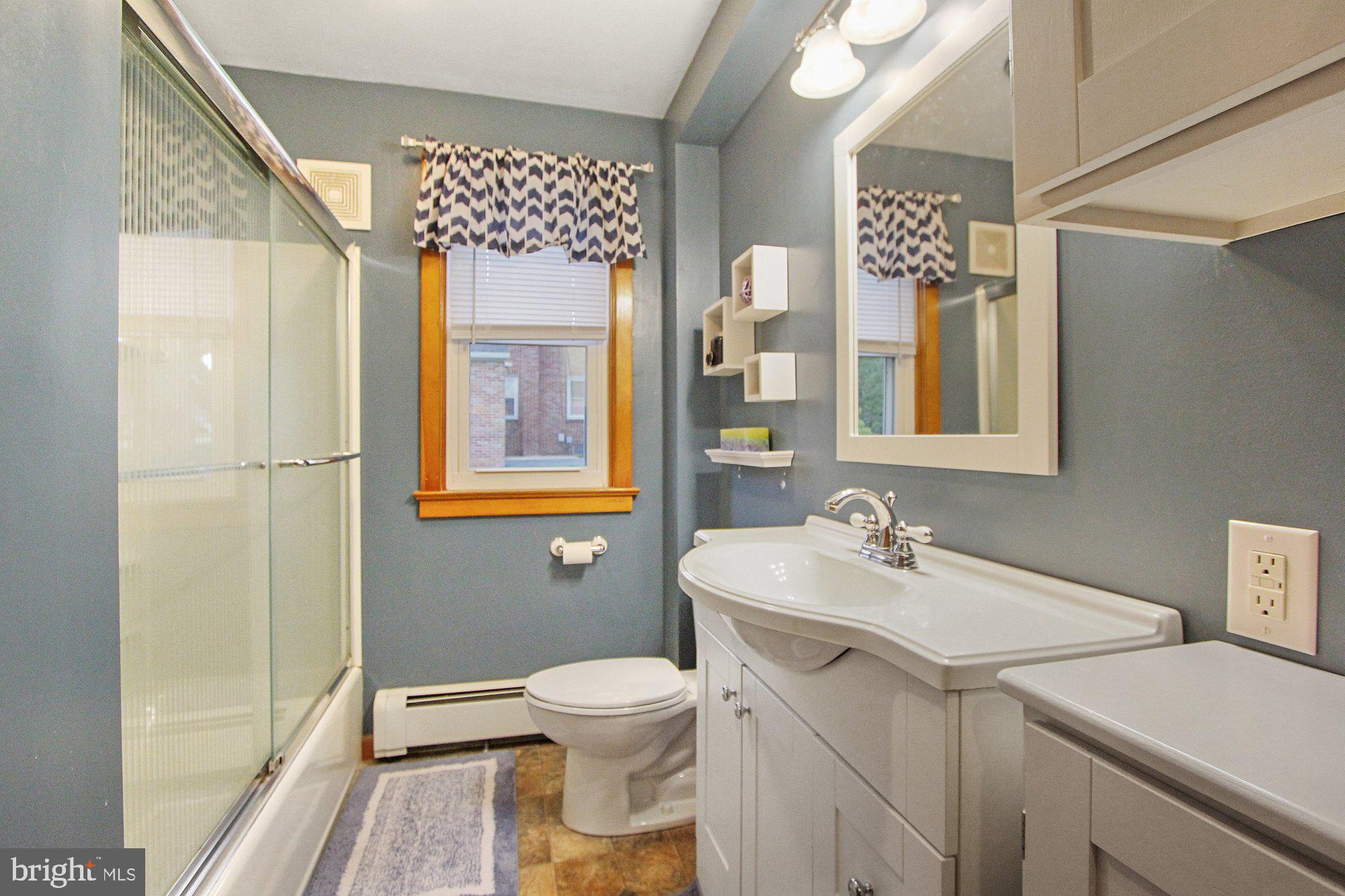 4063 Old Orchard Road York, PA 17402 - Photo 9 of 28 Gallery Image 9