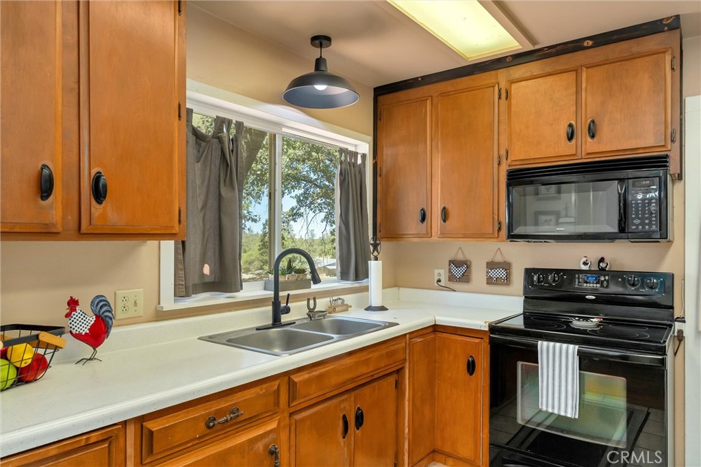 3463 Cherokee Road Oroville, CA 95965 - Photo 8 of 35