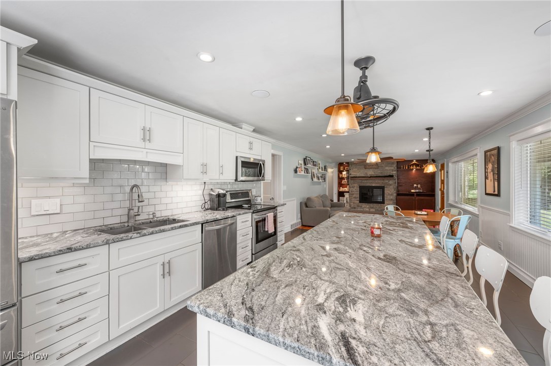 8419 Cloveridge Road Chagrin Falls, OH 44022 - Photo 4 of 42 Gallery Image 4