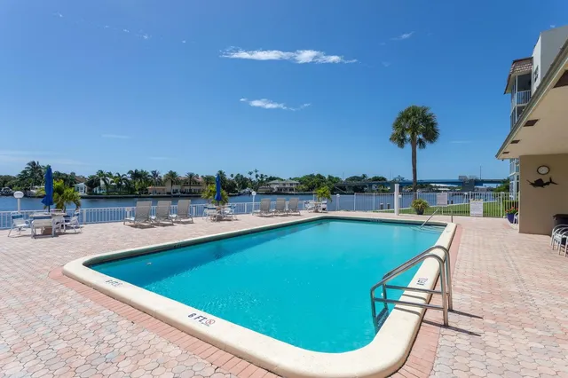 $3,200 | 650 Snug Harbor Drive, Unit G301, Boynton Beach, FL 33435