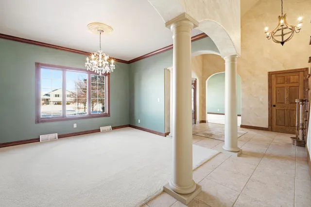 $789,900 | 876 Estate Drive, Fond du Lac, WI 54935