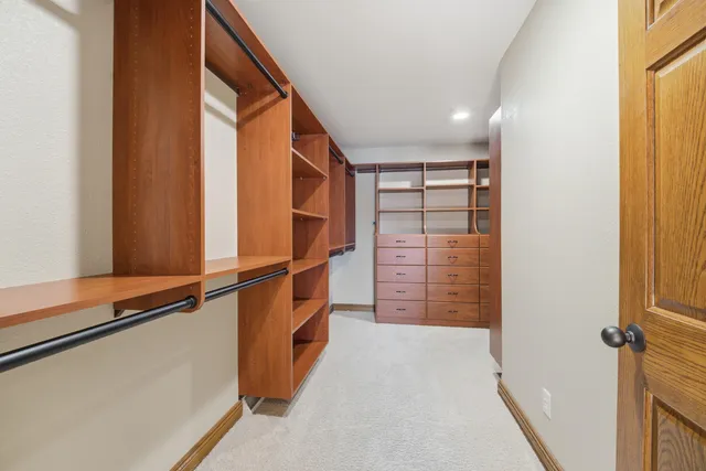 $789,900 | 876 Estate Drive, Fond du Lac, WI 54935