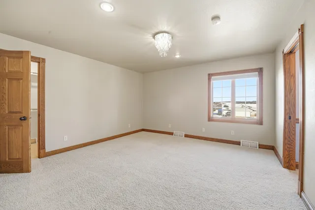 $789,900 | 876 Estate Drive, Fond du Lac, WI 54935