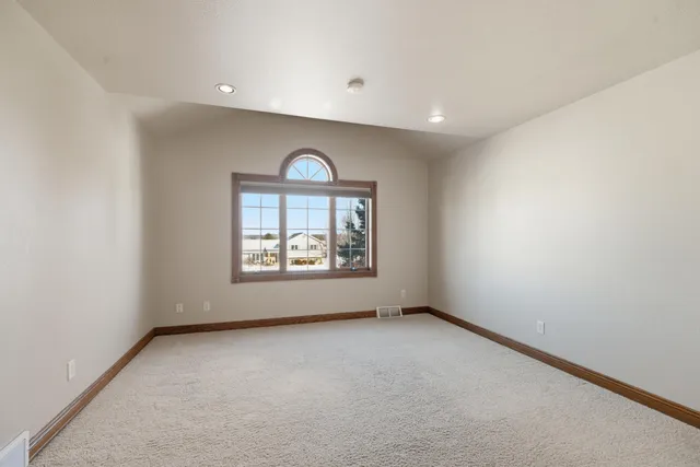 $789,900 | 876 Estate Drive, Fond du Lac, WI 54935