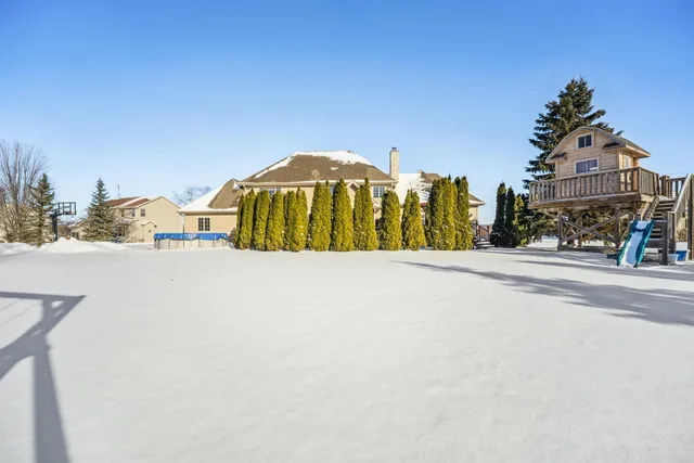 $789,900 | 876 Estate Drive, Fond du Lac, WI 54935