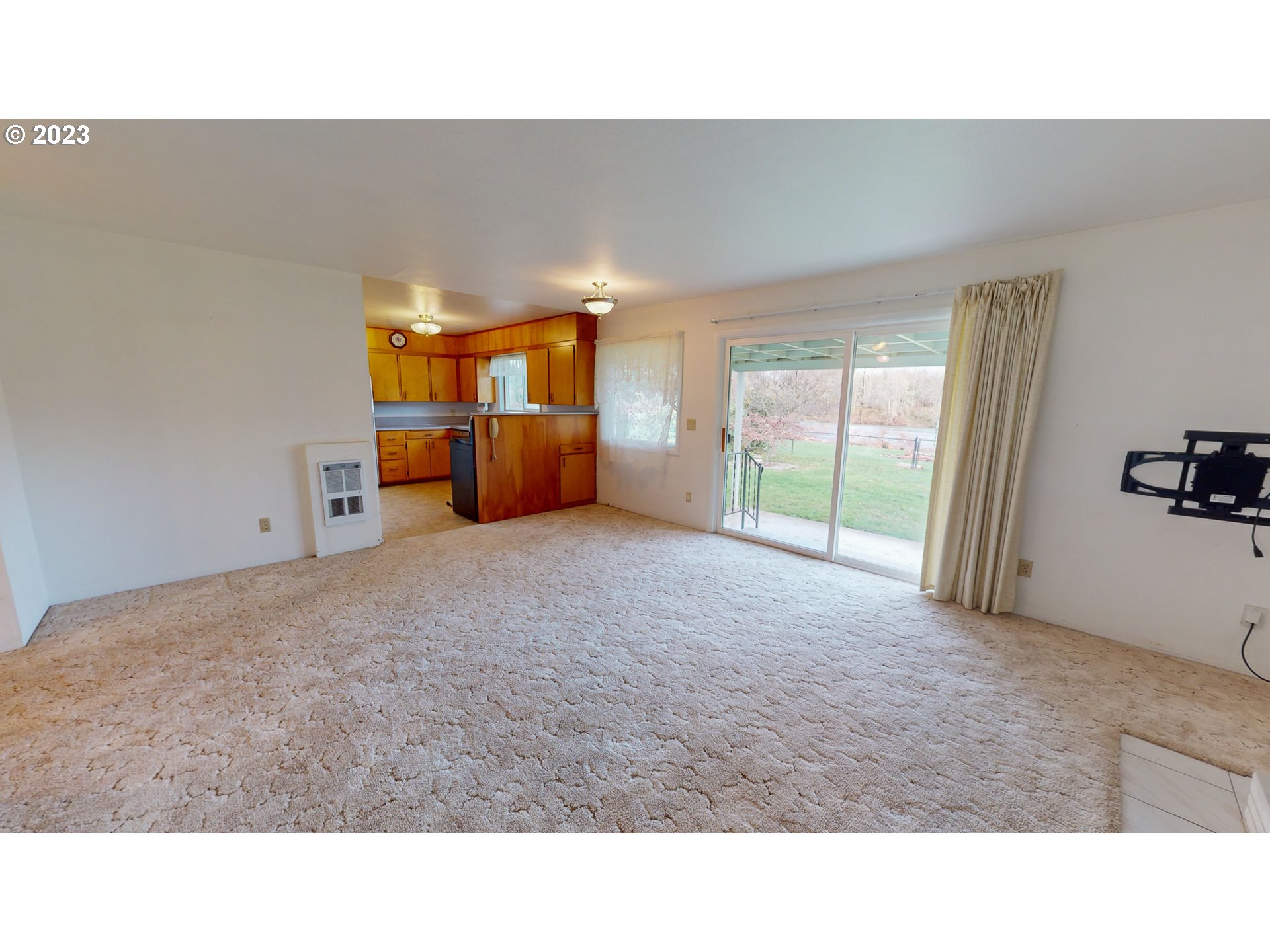 3538 Fisher Road Roseburg, OR 97471 - Photo 13 of 36 Gallery Image 13