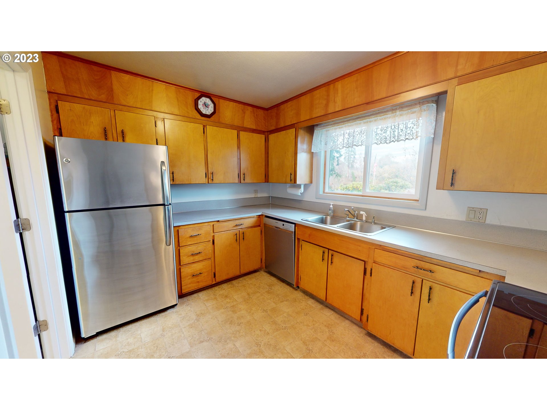 3538 Fisher Road Roseburg, OR 97471 - Photo 5 of 36 Gallery Image 5