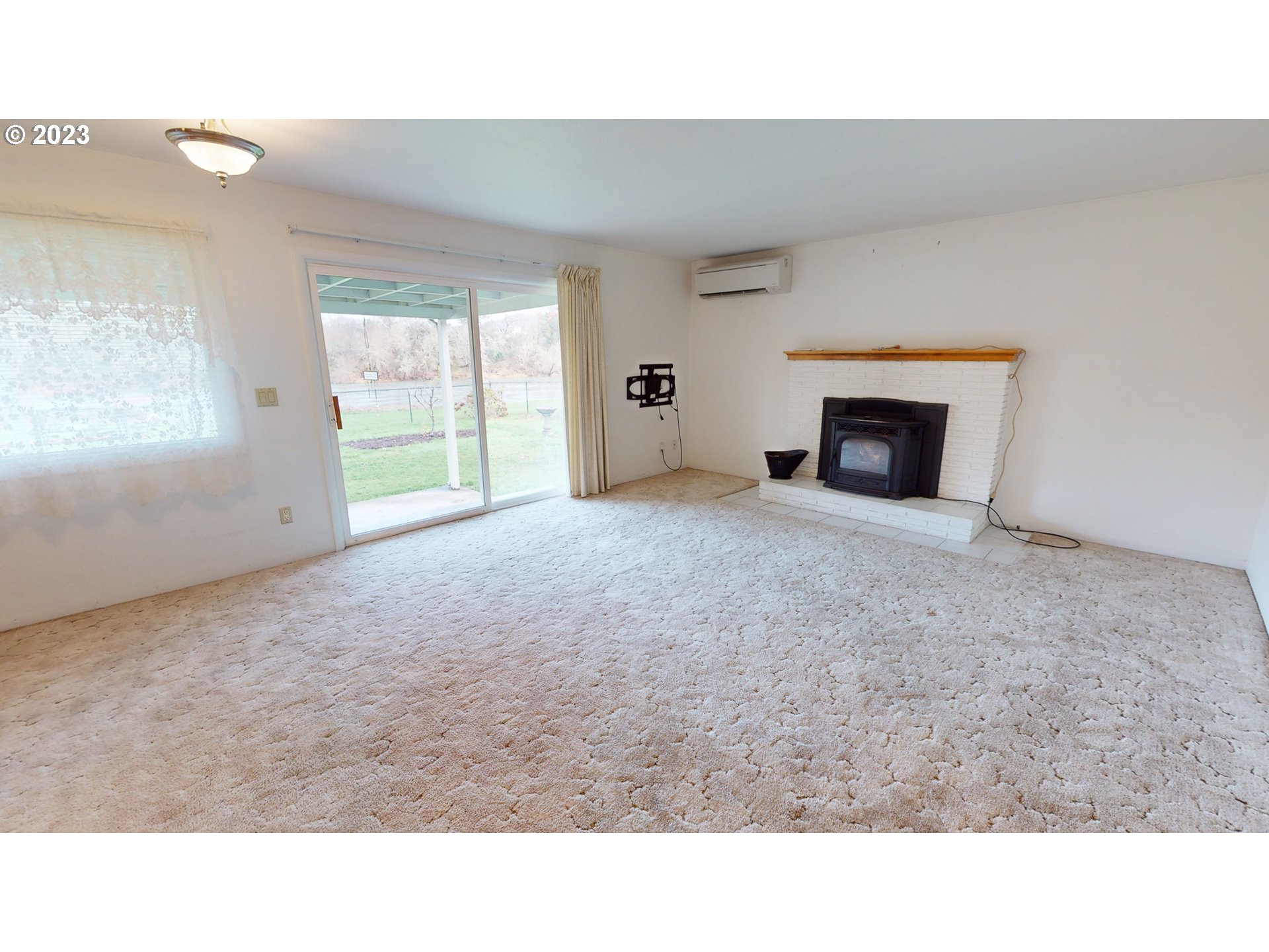 3538 Fisher Road Roseburg, OR 97471 - Photo 9 of 36 Gallery Image 9
