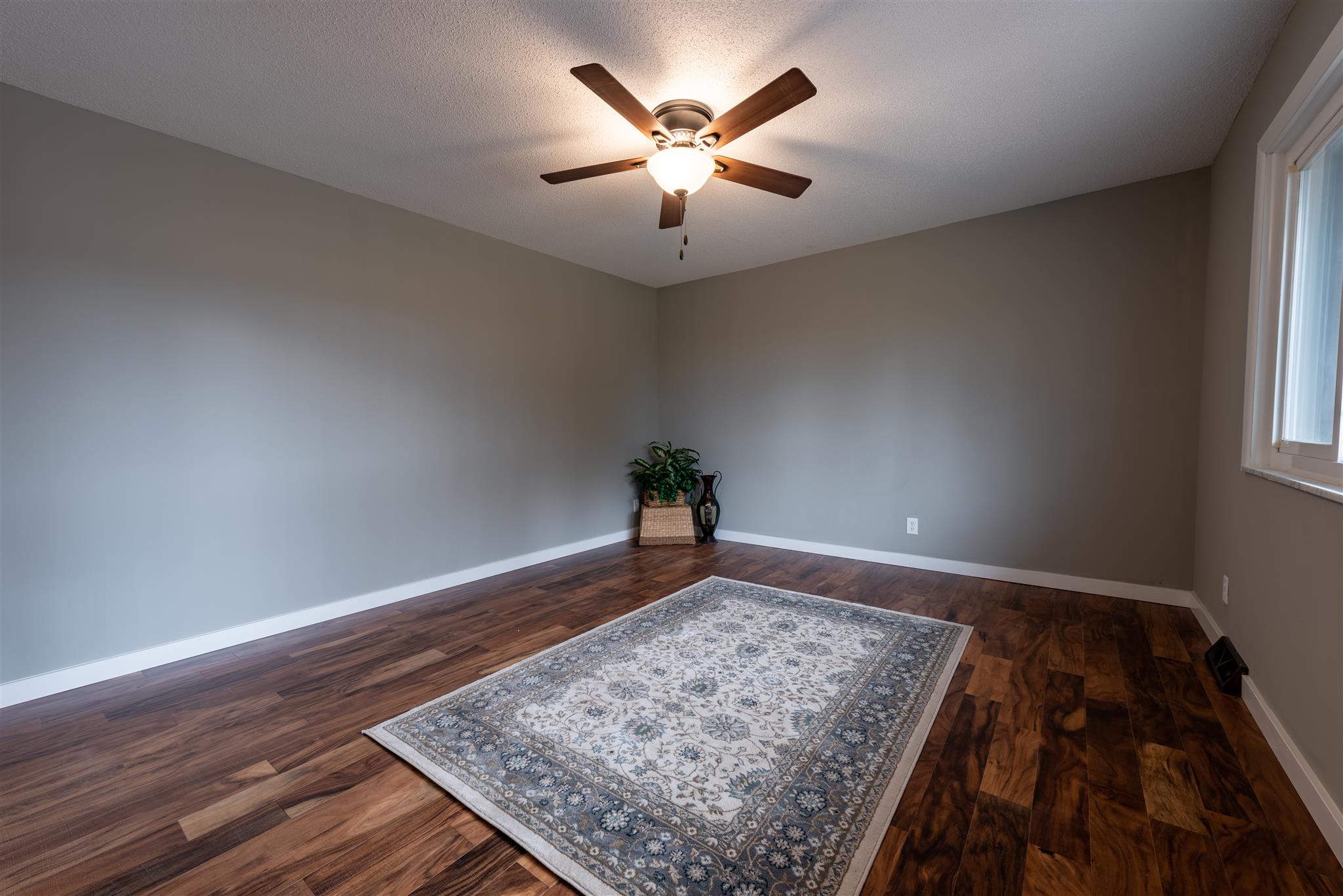 8120 Felger Road Fort Wayne, IN 46818 - Photo 6 of 22