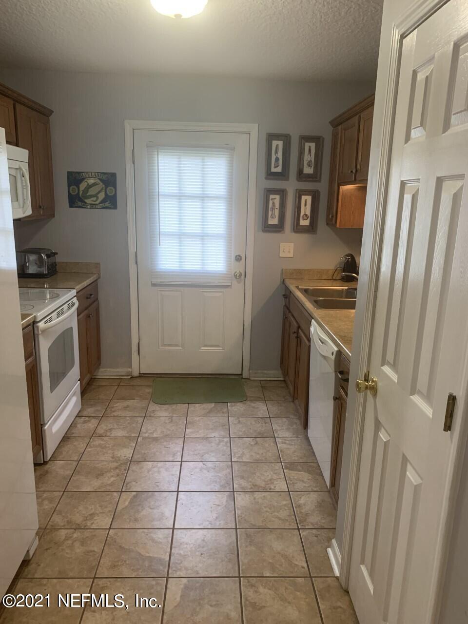 715 Mamie Road Jacksonville, FL 32205 - Photo 5 of 12 Mamie 9