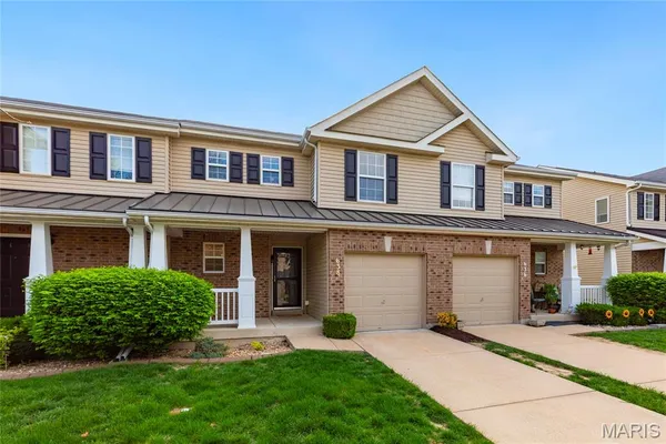 $269,000 | 638 Country Village Drive, O'Fallon, MO 63367