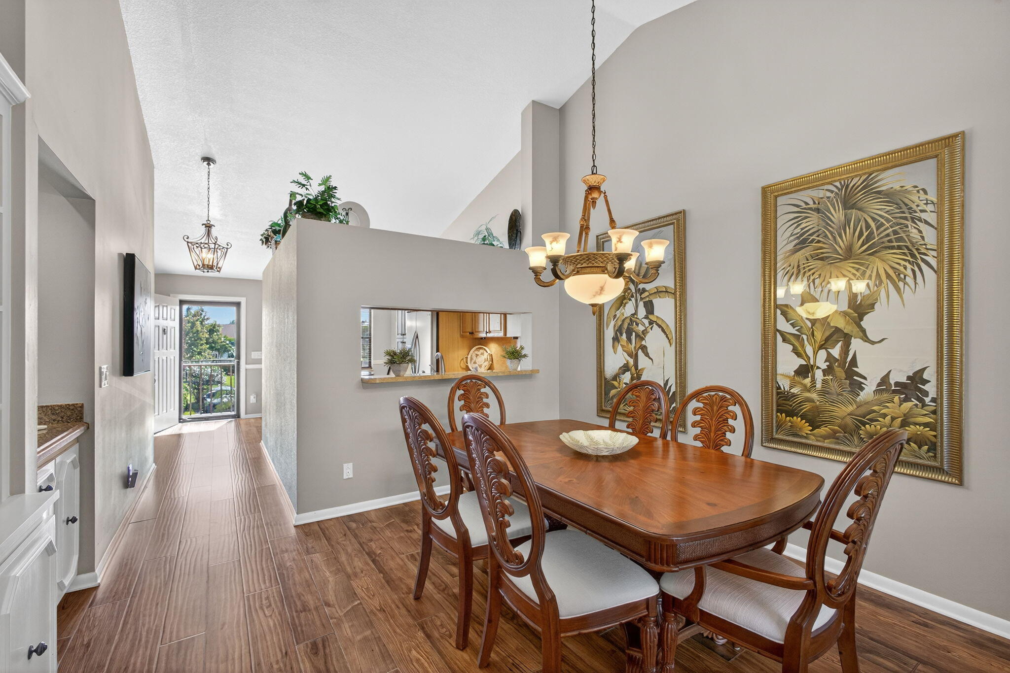 202 Pinecrest Circle, Unit B Jupiter, FL 33458 - Photo 12 of 44 Dining Area