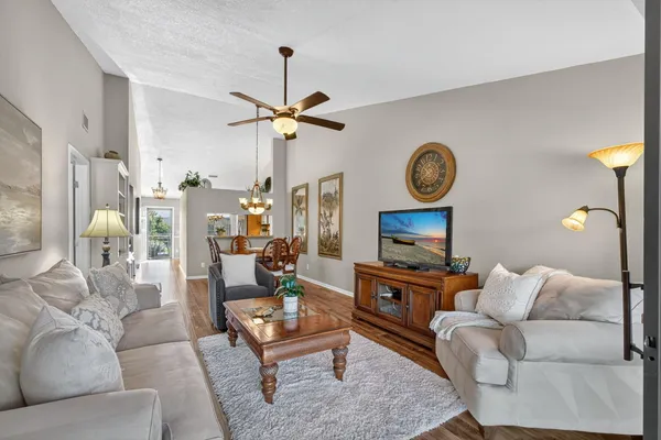 $2,800 | 202 Pinecrest Circle, Unit B, Jupiter, FL 33458