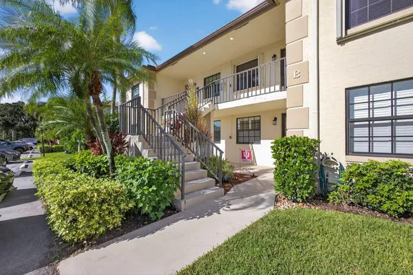 $2,800 | 202 Pinecrest Circle, Unit B, Jupiter, FL 33458