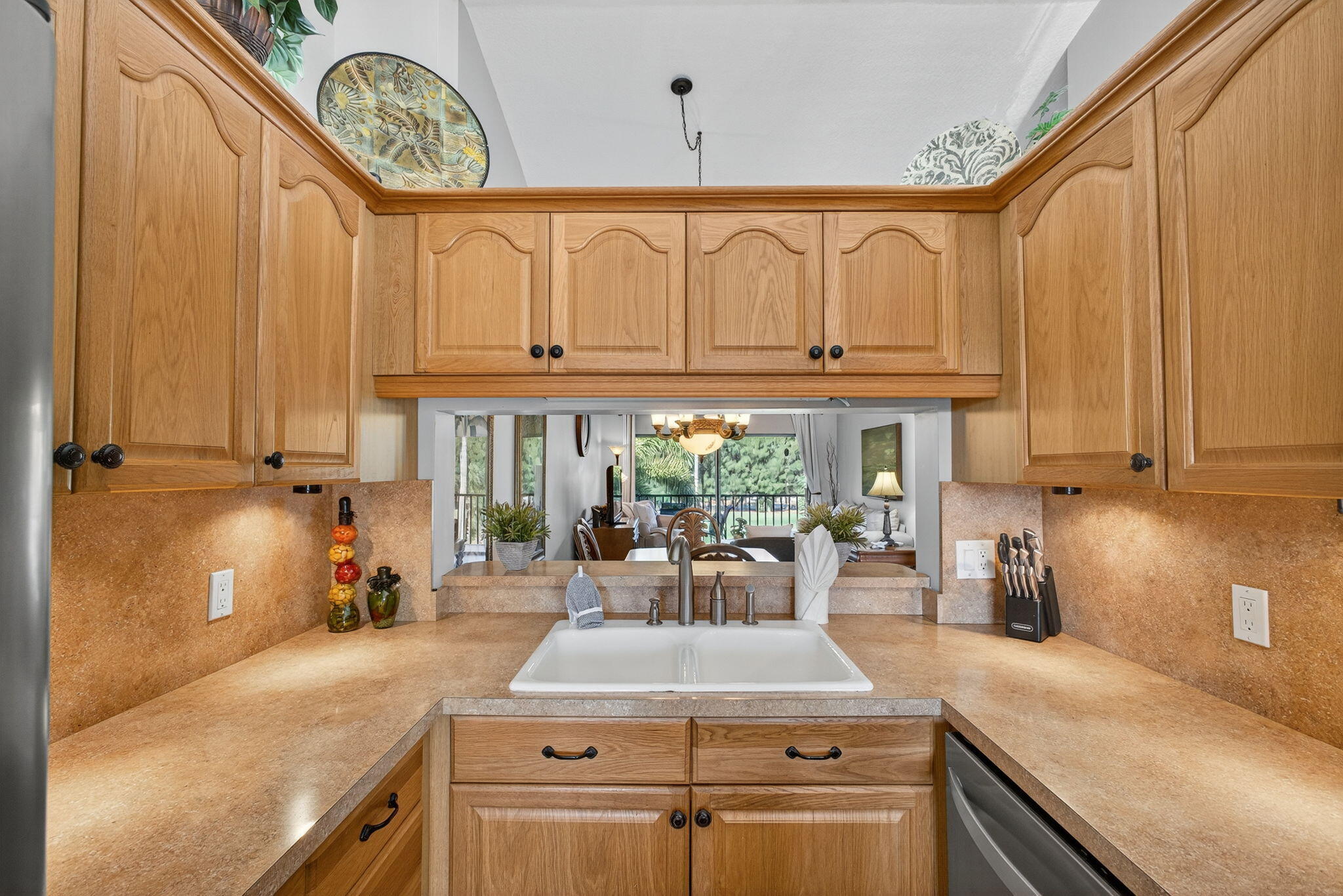 202 Pinecrest Circle, Unit B Jupiter, FL 33458 - Photo 8 of 44 Kitchen