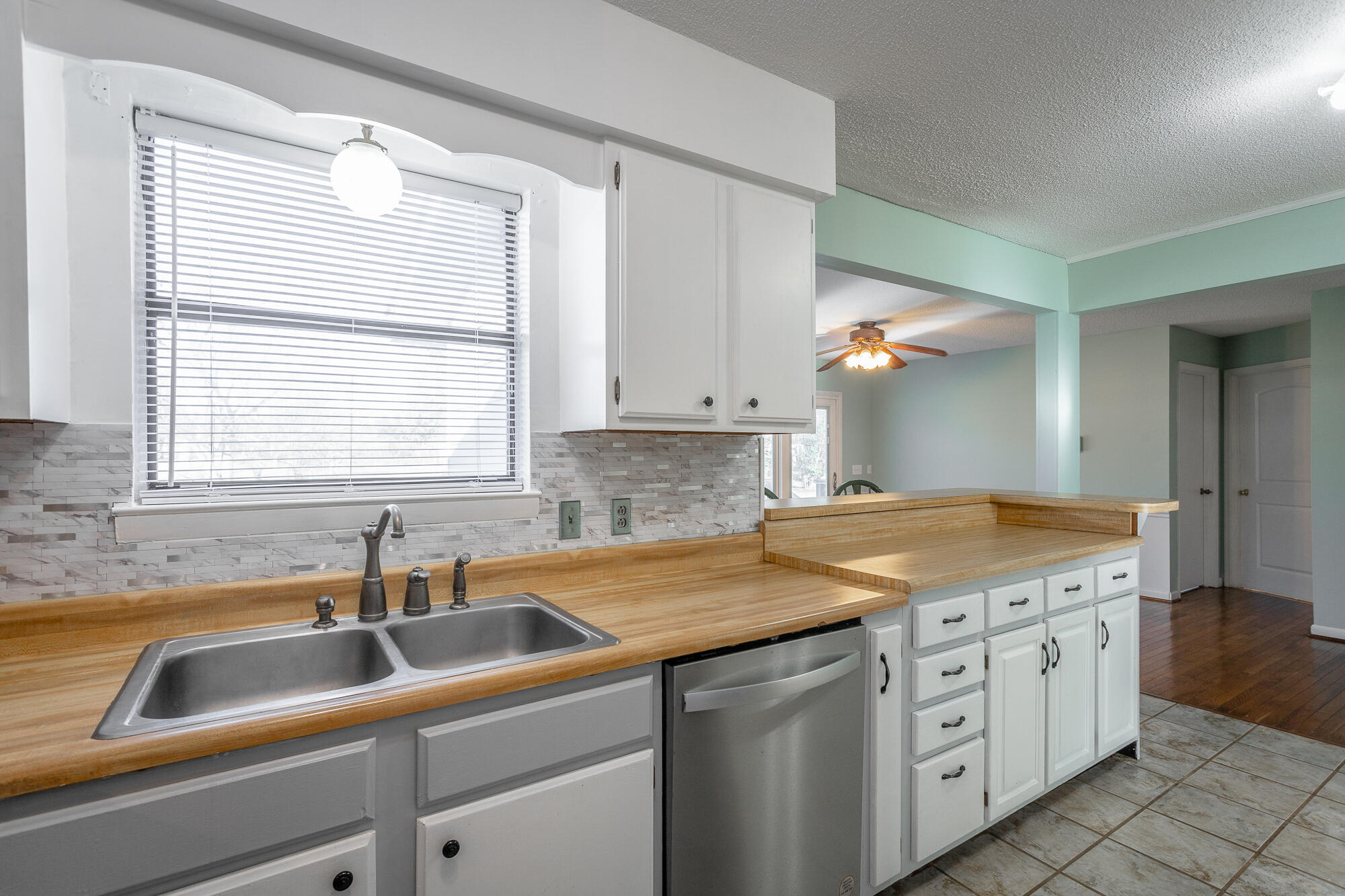 1801 Crabtree Road Hixson, TN 37343 - Photo 7 of 57 1801 Crabtree Road HD-6