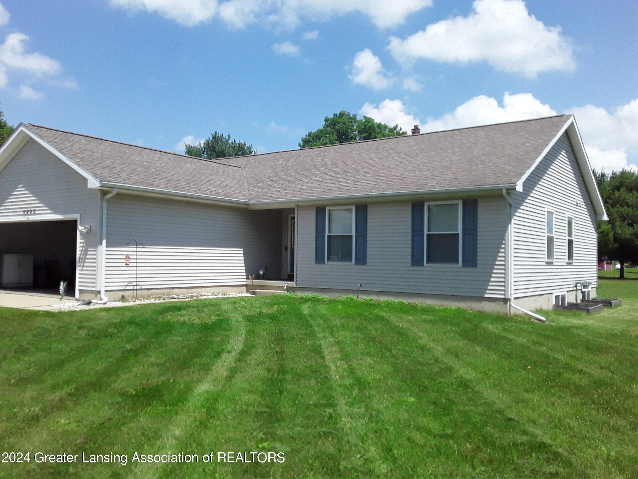 2893 Kemler Road Eaton Rapids, MI 48827 - Photo 1 of 7 123_1 (2)