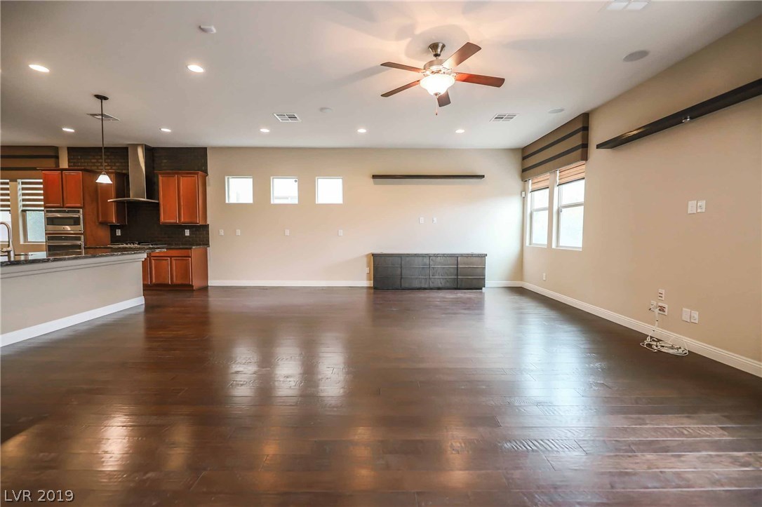 68 Newton Ridge Way Las Vegas, NV 89183 - Photo 9 of 39 Gallery Image 9