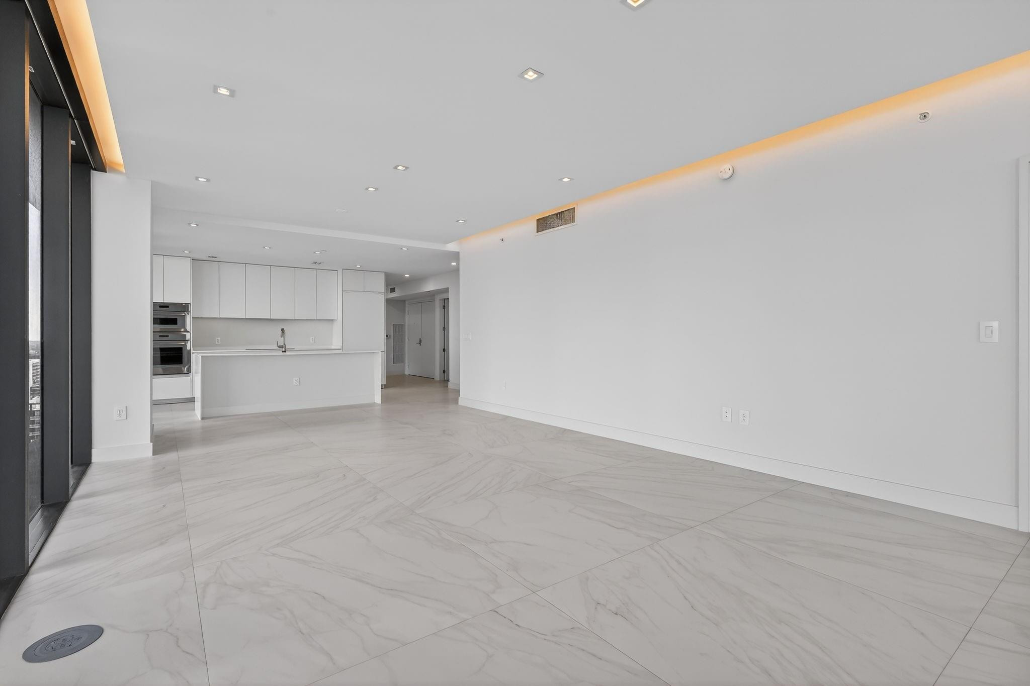 700 Northeast 24th Street, Unit 2207 Miami, FL 33137 - Photo 8 of 83 Photo 8