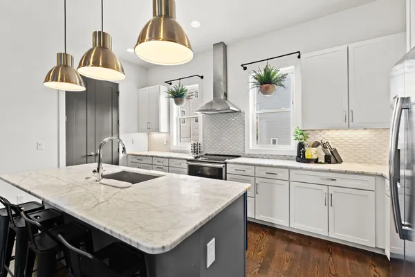 $699,900 | 510 31st Avenue North, Nashville, TN 37209