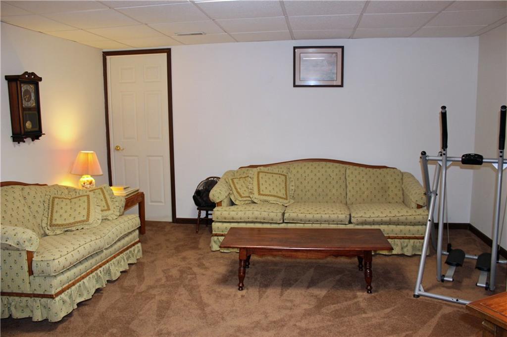 266 Englewood Road Springfield, OH 45503 - Photo 23 of 28 Gallery Image 23