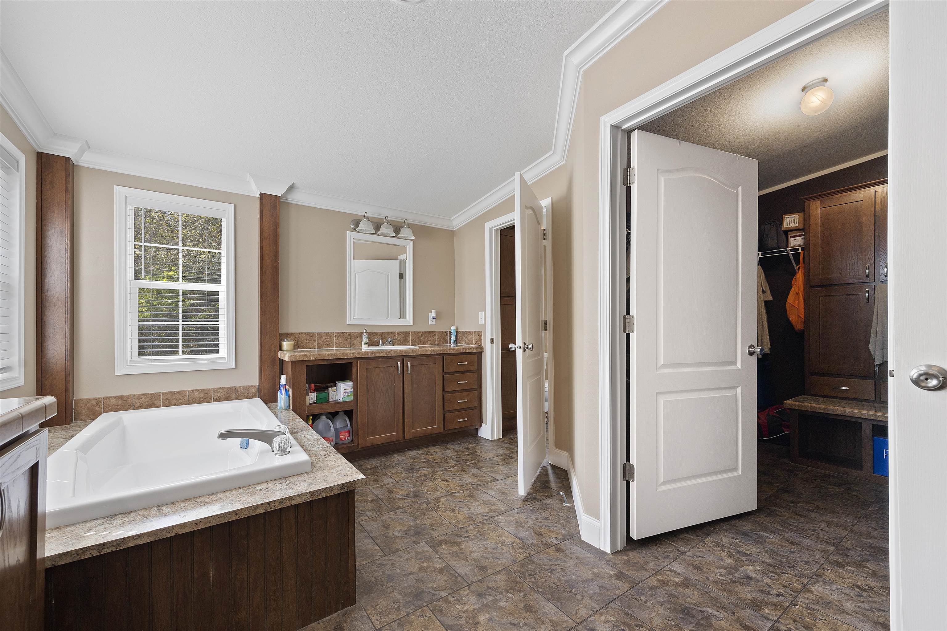 572 Northeast Oak Hill Road Pinetta, FL 32350 - Photo 23 of 48