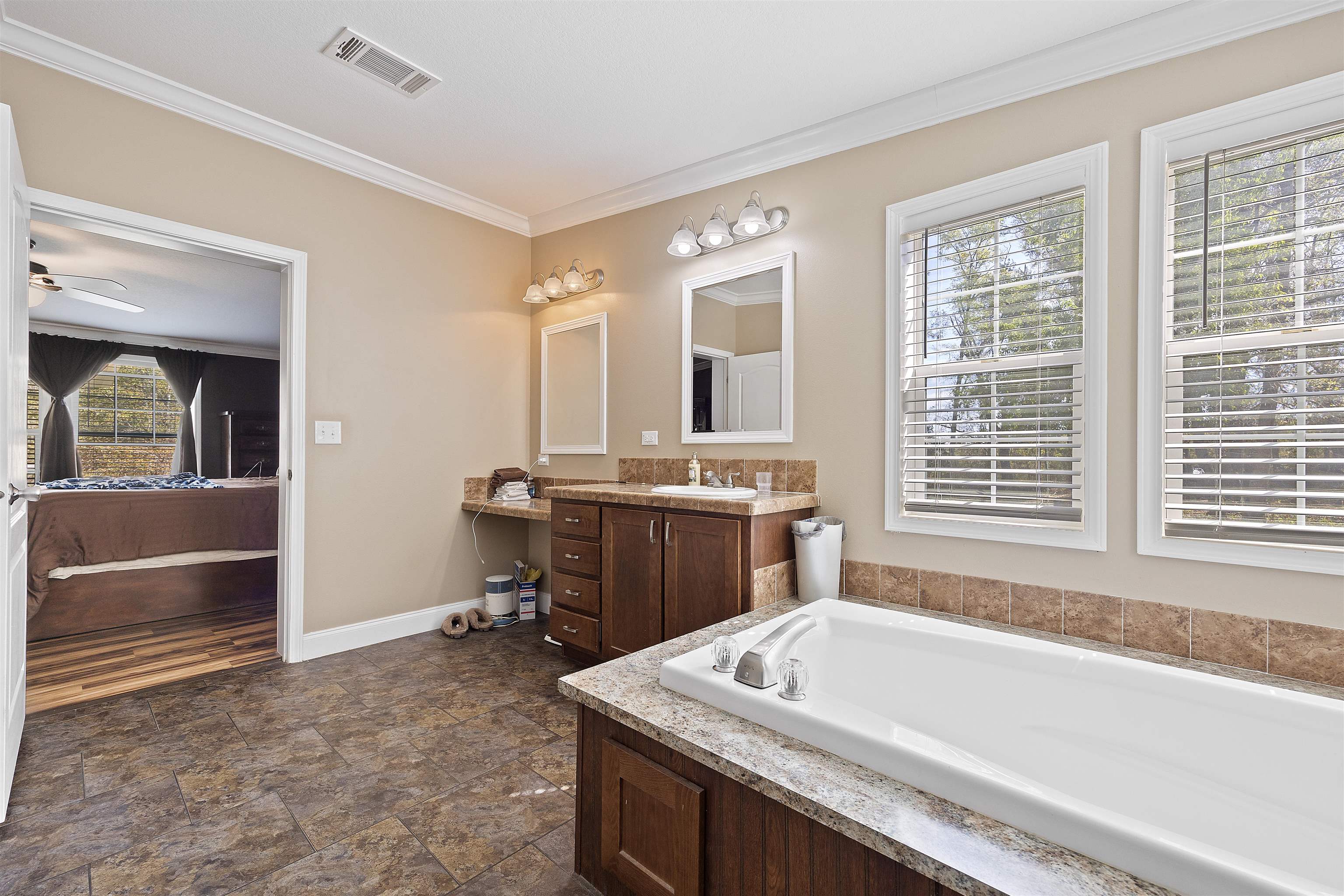 572 Northeast Oak Hill Road Pinetta, FL 32350 - Photo 26 of 48