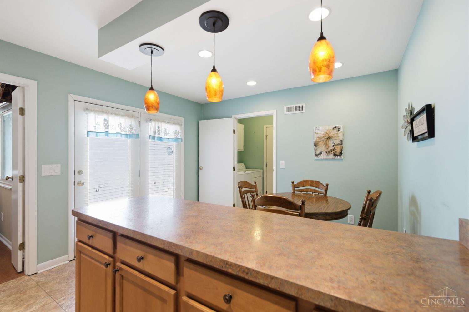 2 Boxwood Court Springdale, OH 45246 - Photo 17 of 53