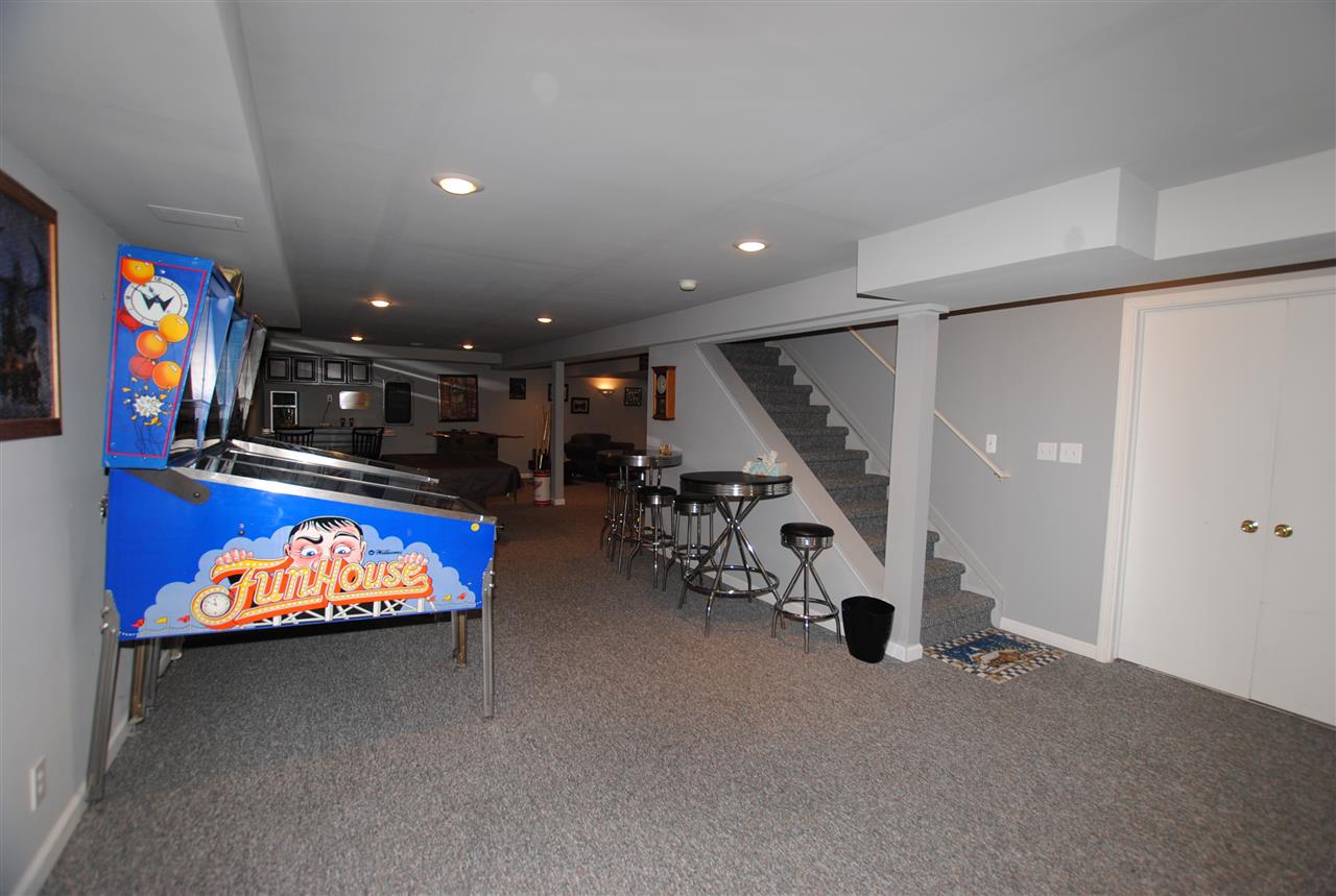 2834 Long Meadow Lane Rochester, MI 48307 - Photo 41 of 51 31376900-40.JPG