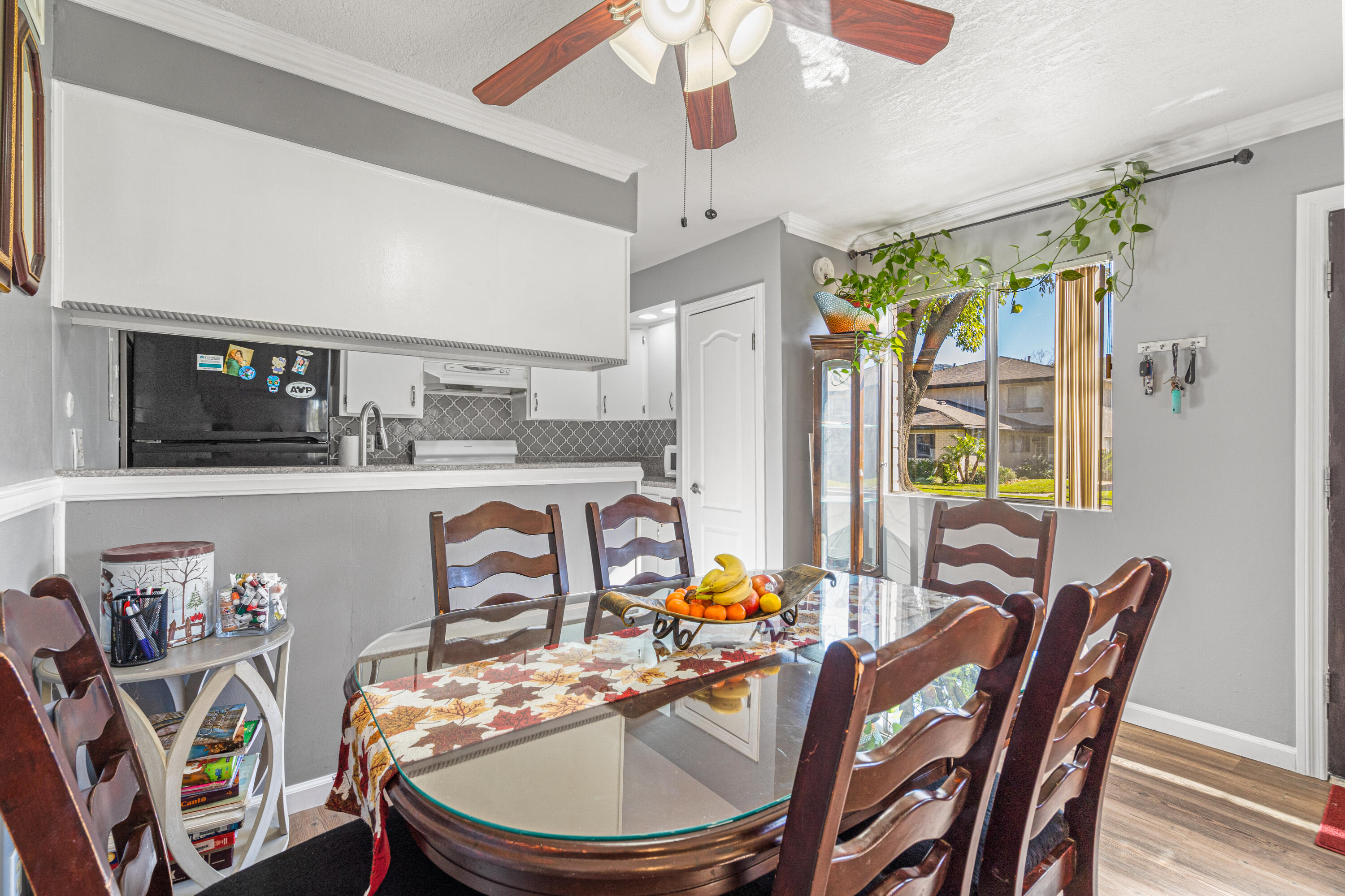 2055 Avenida Placida, Unit 1 Simi Valley, CA 93063 - Photo 11 of 39 a dining room with furniture and window