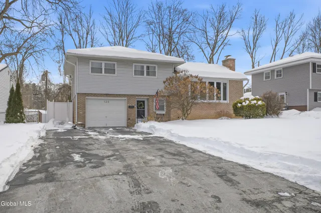 $369,000 | 123 Daytona Avenue, Albany, NY 12203