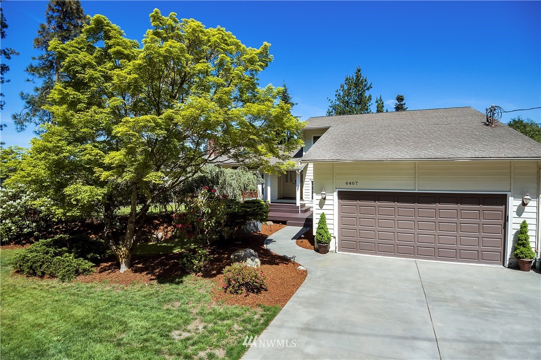 6407 Norma Beach Road Edmonds, WA 98026 - Photo 1 of 25 Gallery Image 1