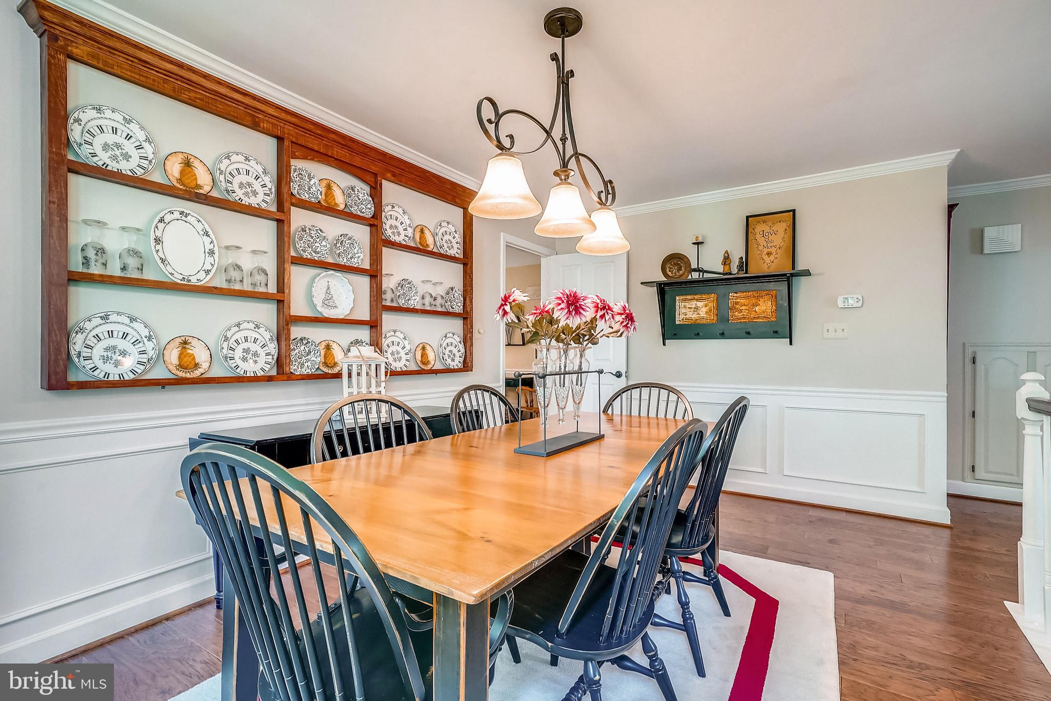 2489-5 Five Shillings Road Frederick, MD 21701 - Photo 15 of 58 DINNING AREA
