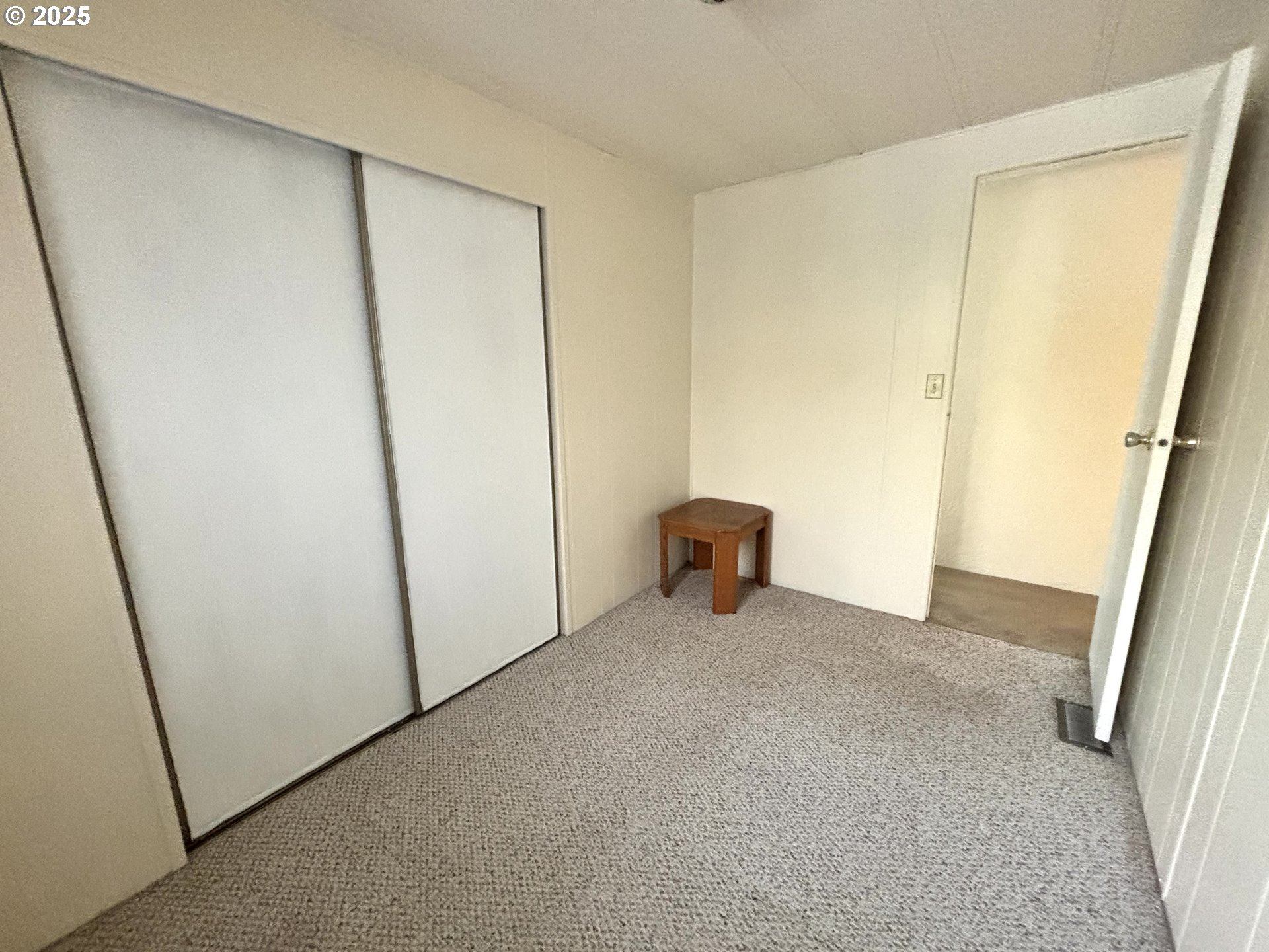 1600 Rhododendron Drive, Unit 29 Florence, OR 97439 - Photo 20 of 35 a view of an empty room