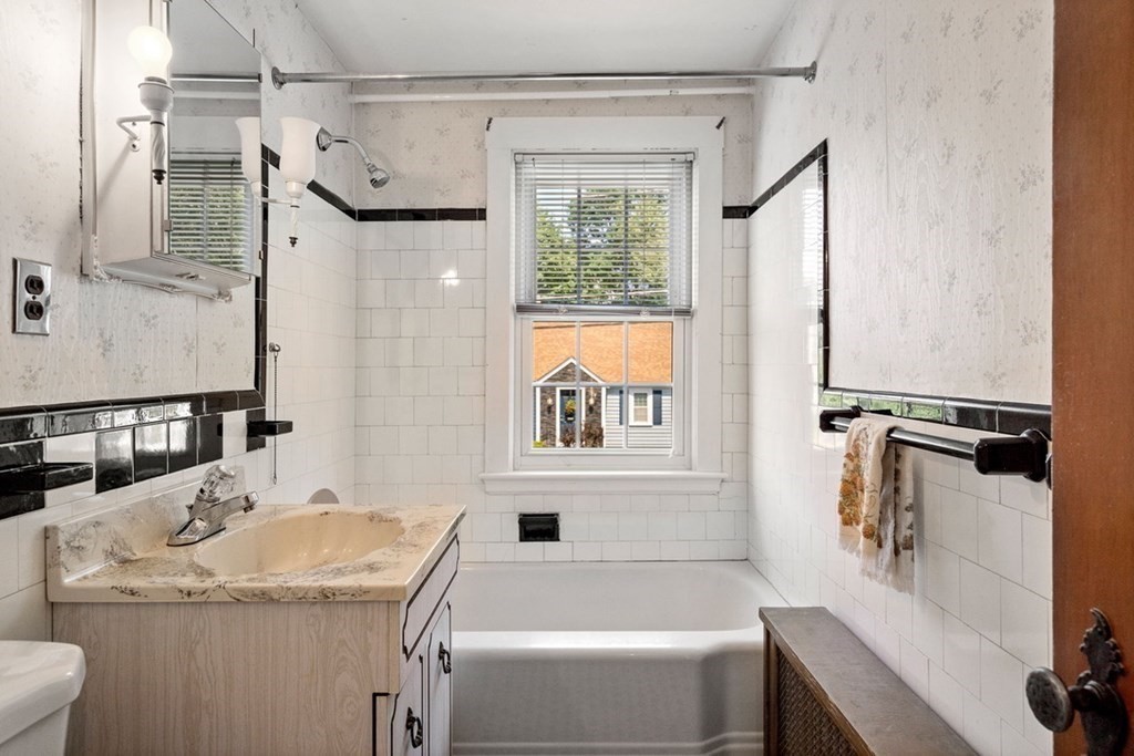 47 Fulton Spring Road Medford, MA 02155 - Photo 22 of 31 Gallery Image 22