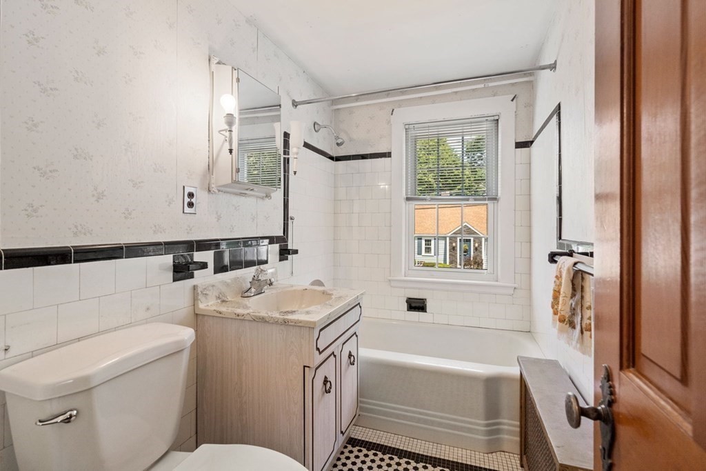 47 Fulton Spring Road Medford, MA 02155 - Photo 23 of 31 Gallery Image 23