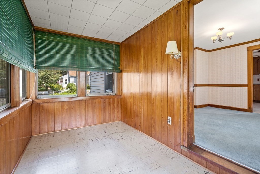 47 Fulton Spring Road Medford, MA 02155 - Photo 10 of 31 Gallery Image 10