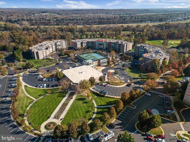 $399,900 | 19375 Cypress Ridge Terrace, Unit 207, Leesburg, VA 20176