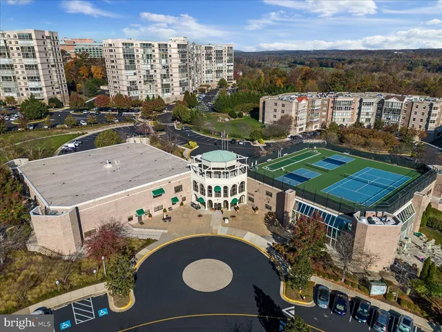 $399,900 | 19375 Cypress Ridge Terrace, Unit 207, Leesburg, VA 20176