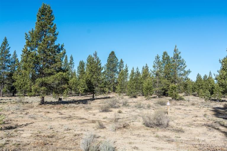 153 Sunstone Loop Bend, OR 97707 - Photo 8 of 21 Additional Photo