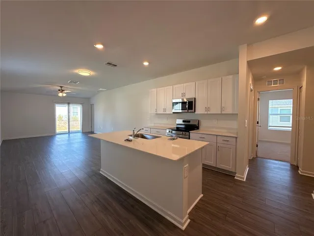 $1,695 | 3081 Northeast 38th Lane, Ocala, FL 34479