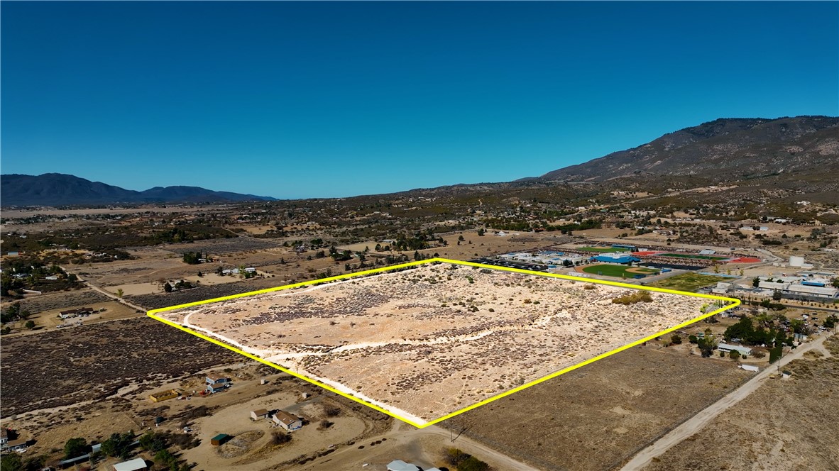 1 Mitchell Road Anza, CA 92539 - Photo 16 of 22 a view of a sky from a terrace
