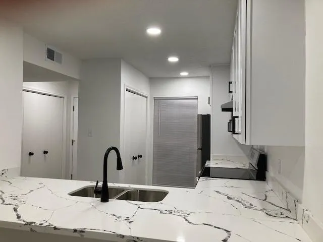 $1,600 | 4148 Chateau Boulevard, Unit 2, Kenner, LA 70065