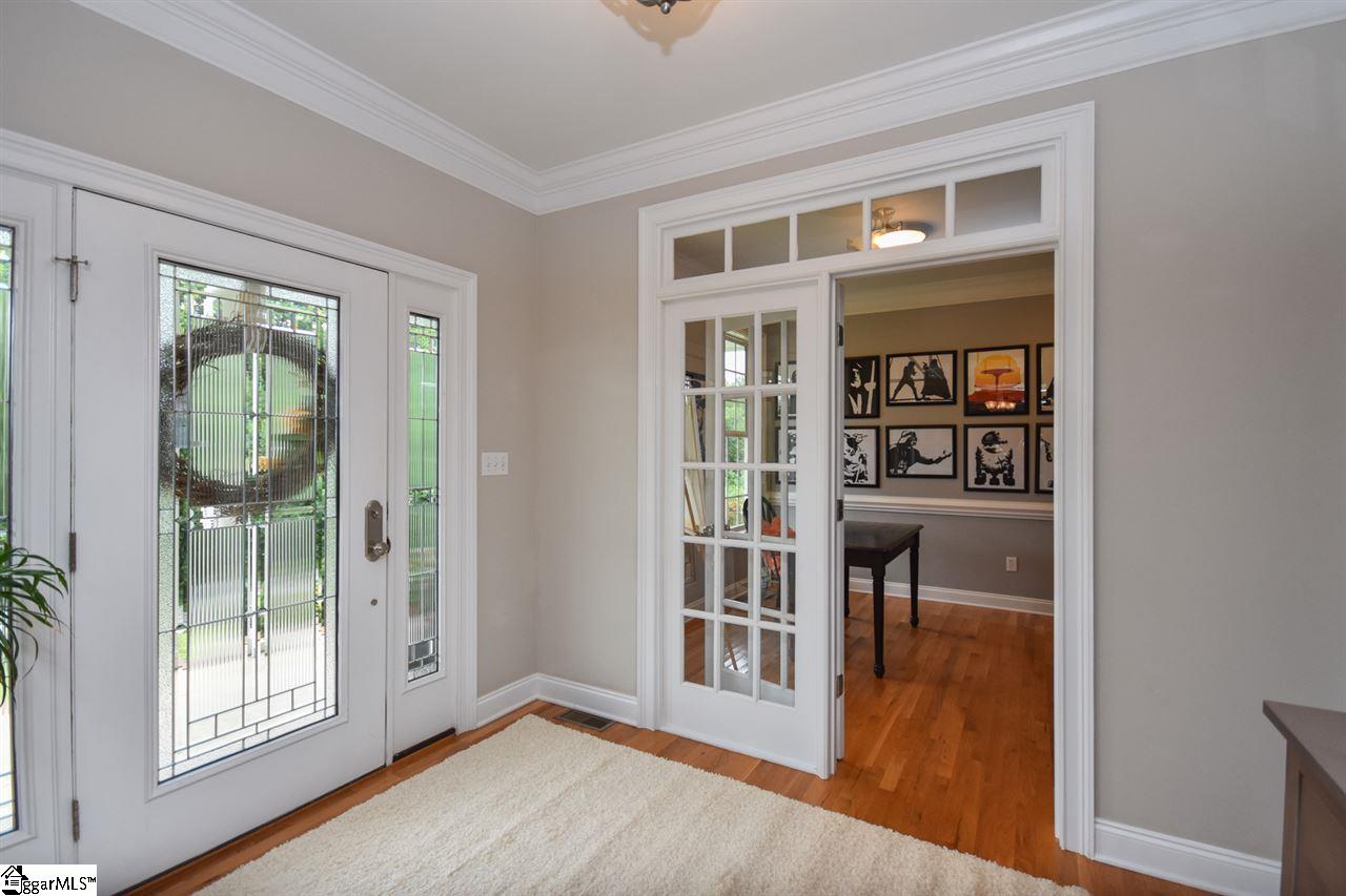 511 East Darby Road Taylors, SC 29687 - Photo 2 of 36 Gallery Image 2