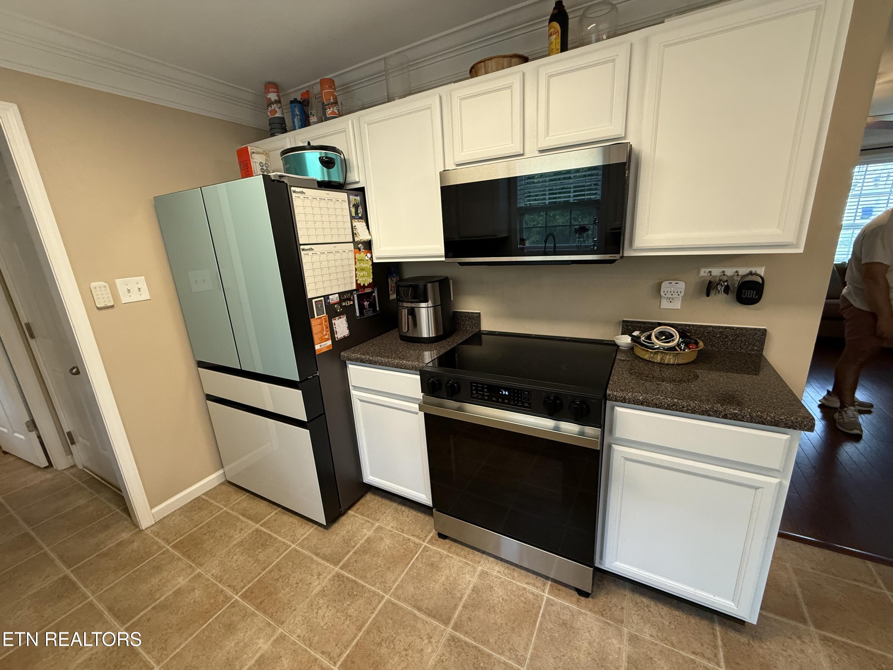 8547 Bowsong Lane Powell, TN 37849 - Photo 4 of 18 Kitchen 1