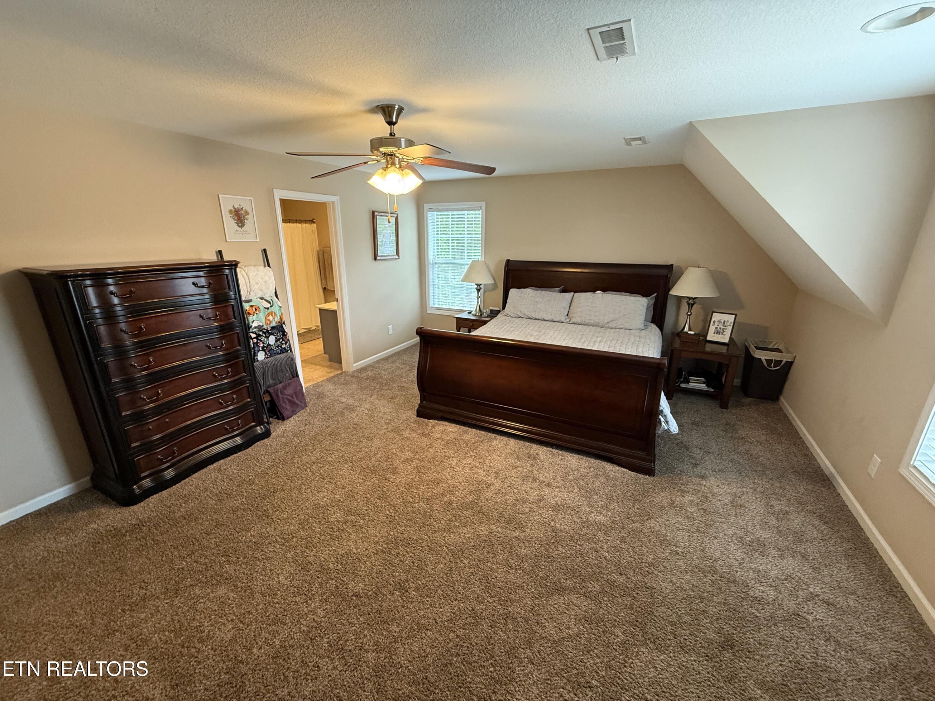 8547 Bowsong Lane Powell, TN 37849 - Photo 9 of 18 Primary Bedroom