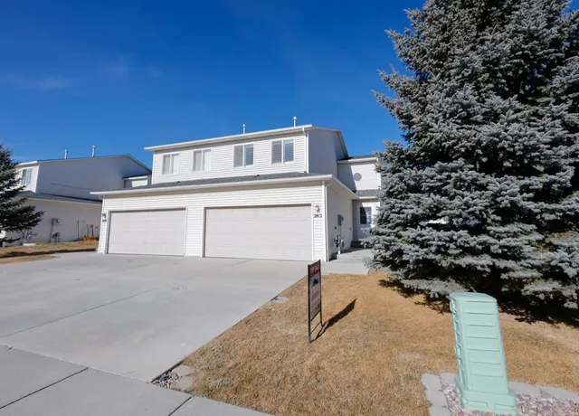$254,900 | 2412 Bitter Creek Trail, Rock Springs, WY 82901