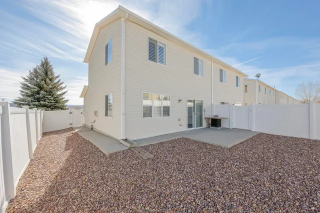 $254,900 | 2412 Bitter Creek Trail, Rock Springs, WY 82901