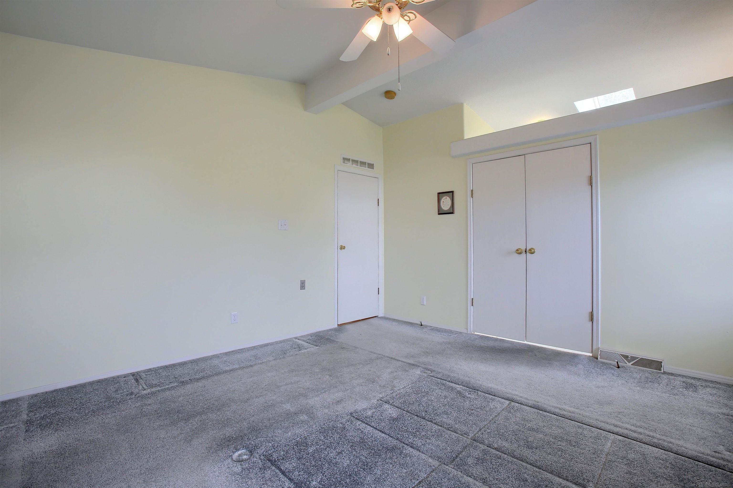 76008 Memphis Ridge Road Richmond, MI 48062 - Photo 18 of 32 50092863-17.JPG